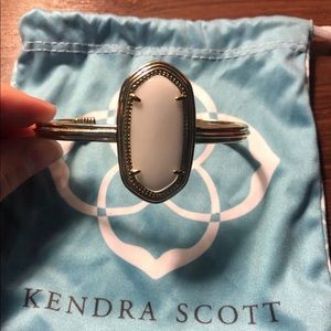 Kendra Scott bracelet